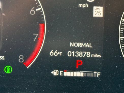 Used 2024 Honda CR-V EX-L image 12