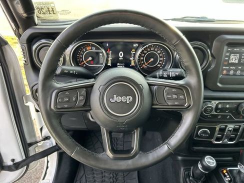 Used 2021 Jeep Wrangler Unlimited Sport image 18