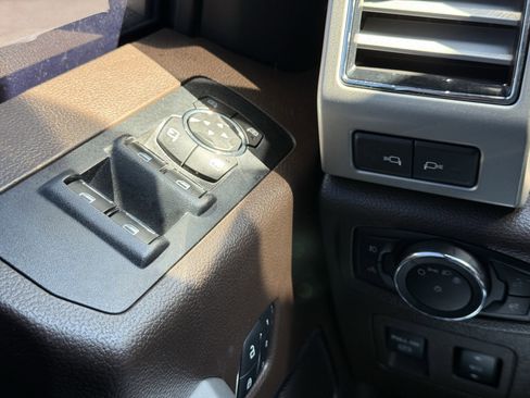 Used 2018 Ford F150 King Ranch w/ Equipment Group 601A Luxury image 25