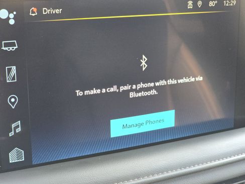 Used 2024 Chevrolet Suburban LT image 5