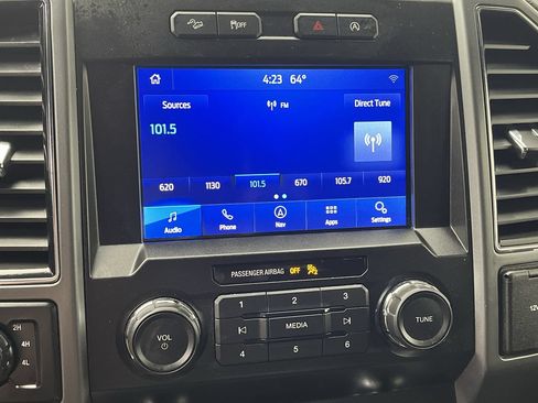 Used 2019 Ford F150 XLT w/ Equipment Group 302A Luxury AWD/4WD image 21