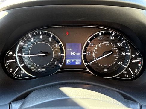 Used 2020 Nissan Armada SL image 21
