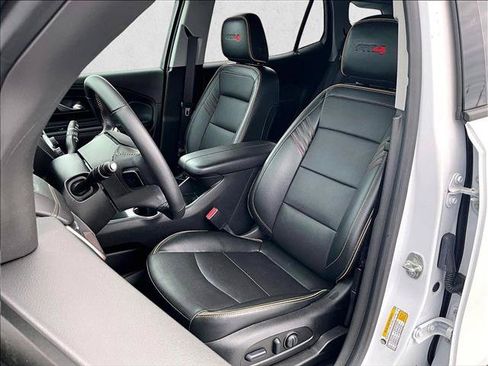 Used 2022 GMC Terrain AT4 w/ Tech Package AWD/4WD image 27
