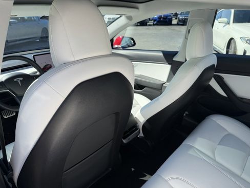 Used 2020 Tesla Model 3 Long Range image 20