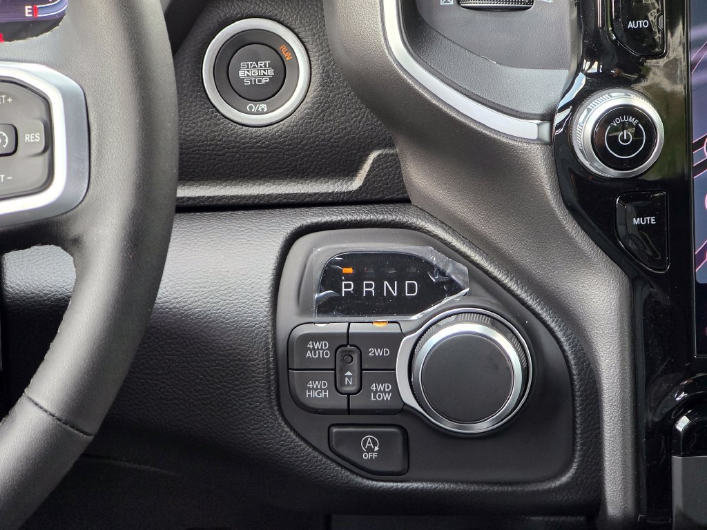 New 2026 RAM 1500 Big Horn AWD/4WD image 30