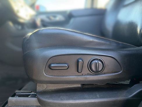 Certified 2021 Chevrolet Traverse Premier w/ LPO, Floor Liner Package image 38