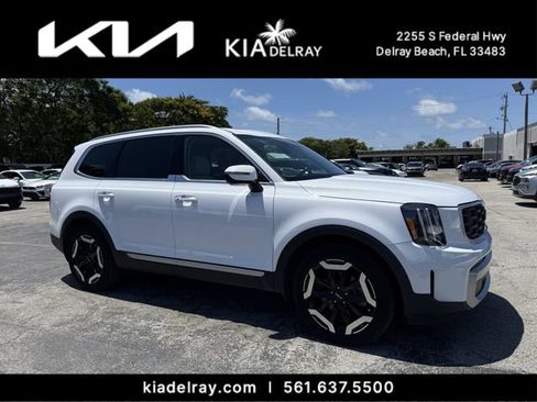 Certified 2023 Kia Telluride S w/ S Sunroof Package FWD image 1