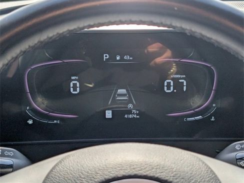 Used 2024 Kia Sportage EX image 18