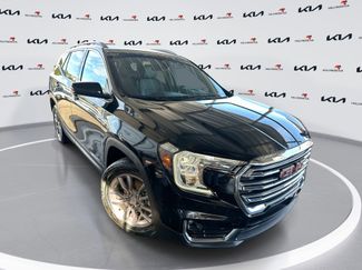 Used 2024 GMC Terrain SLT video 1