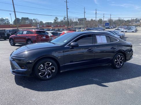 Certified 2025 Hyundai Sonata SEL image 9