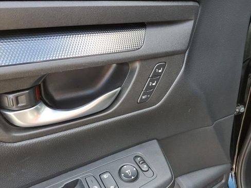 Used 2025 Honda CR-V Sport-L image 17
