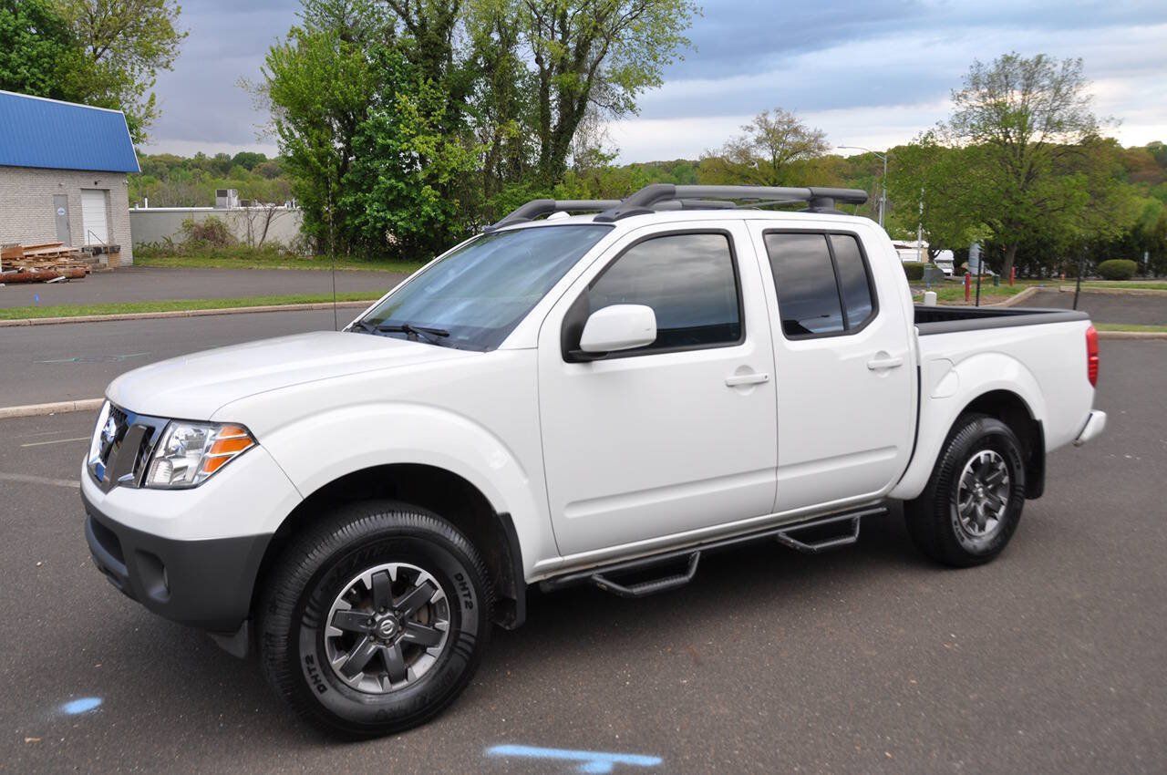 Used 2015 Nissan Frontier PRO-4X w/ Pro-4x Luxury Package AWD/4WD image 2