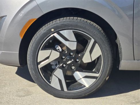 New 2025 Kia Soul GT-Line image 8