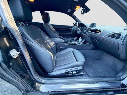 Used 2018 BMW 230i Coupe RWD image 17