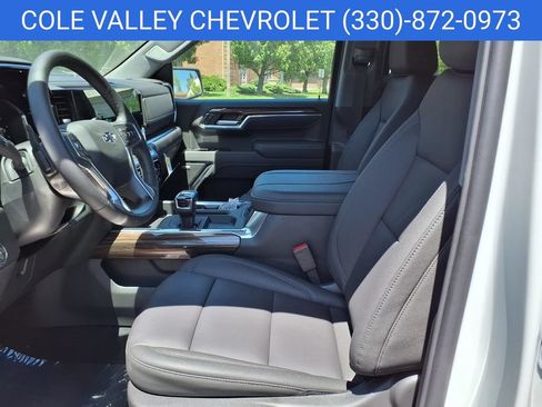 New 2026 Chevrolet Silverado 1500 LT Trail Boss w/ Convenience Package II AWD/4WD image 6