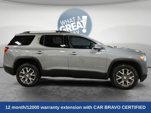 Certified 2023 GMC Acadia SLT AWD/4WD image 2