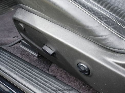 Used 2016 Dodge Challenger SRT Hellcat image 30