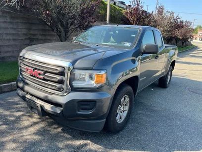 Used 2017 GMC Canyon 4x4 Extended Cab w/ Convenience Package