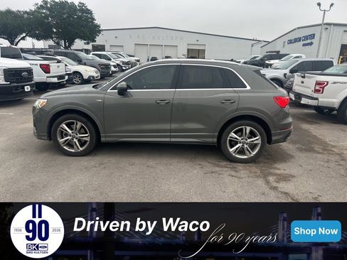 Used 2020 Audi Q3 2.0T Premium Plus w/ Premium Plus Package AWD/4WD image 1