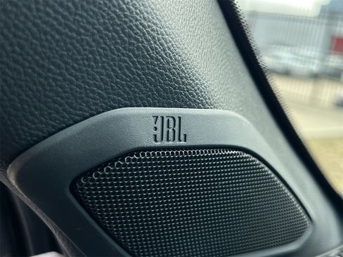 Used 2025 Toyota Tacoma Trailhunter image 31