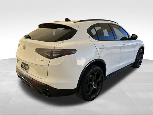 New 2024 Alfa Romeo Stelvio Veloce image 5