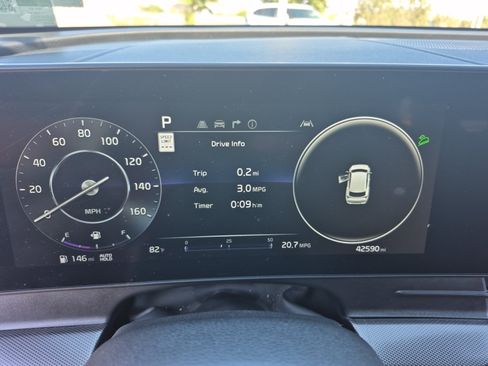 Used 2023 Kia Sportage SX FWD image 10