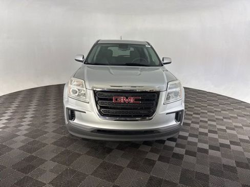 Used 2017 GMC Terrain SLE image 3
