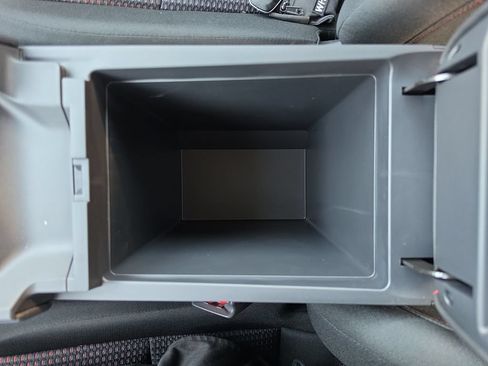 New 2026 Nissan Sentra SR w/ Floor Mat Package FWD image 21