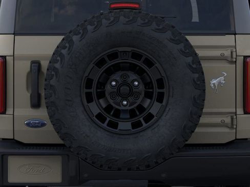 New 2026 Ford Bronco Badlands image 24