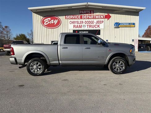 Used 2021 RAM 2500 Limited w/ Body Color Bumper Group image 6