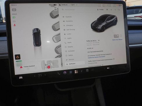 Used 2022 Tesla Model Y Long Range AWD/4WD image 14