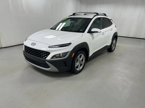 Used 2023 Hyundai Kona SEL w/ Cargo Package AWD/4WD image 2