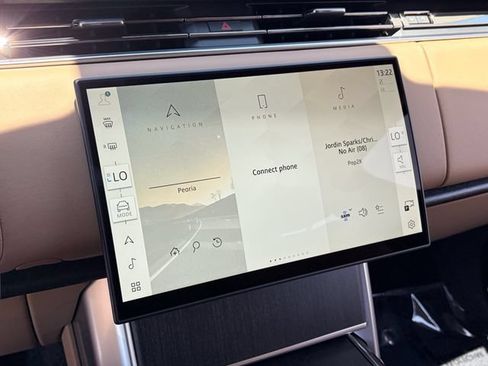 New 2026 Land Rover Range Rover SE AWD/4WD image 8