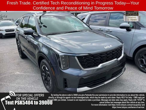 Used 2024 Kia Sorento S FWD image 1