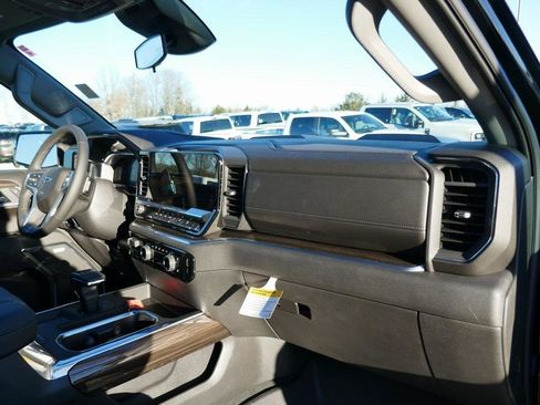 New 2026 Chevrolet Silverado 1500 LT Trail Boss image 10