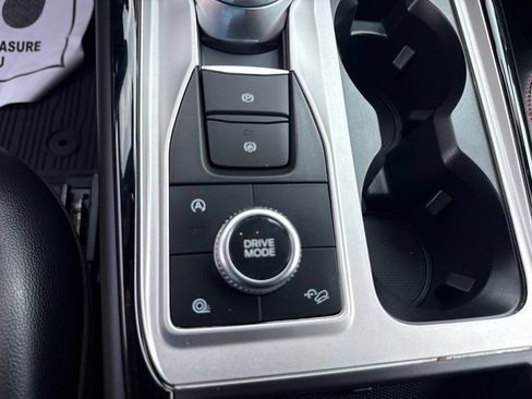 Used 2023 Ford Explorer ST-Line w/ Class IV Trailer Tow Package AWD/4WD image 16