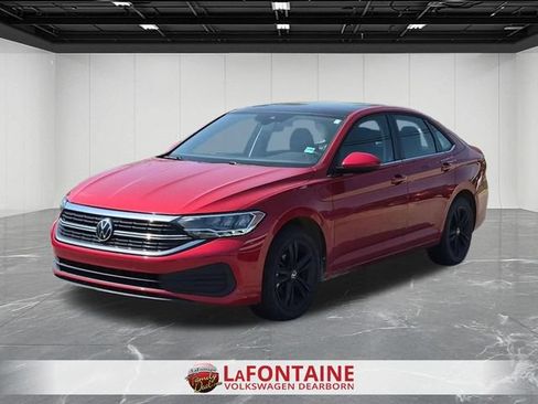 Certified 2022 Volkswagen Jetta SE FWD image 1