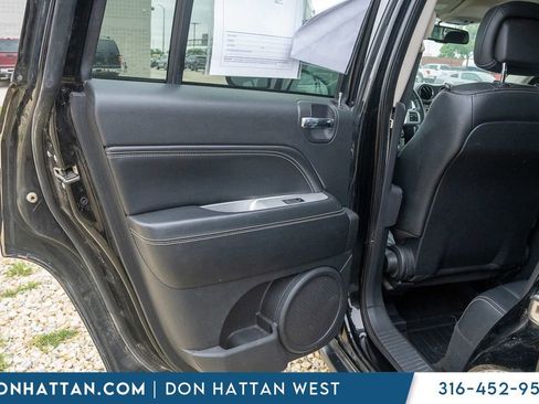 Used 2017 Jeep Compass High Altitude AWD/4WD image 17