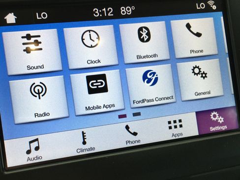 Used 2019 Ford Fusion SE image 26