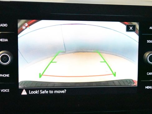 New 2026 Volkswagen Jetta SE image 10