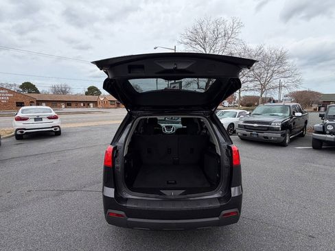 Used 2014 GMC Terrain SLE FWD image 17