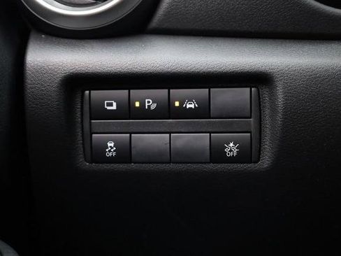 New 2025 Nissan Versa S w/ Trunk Package image 18