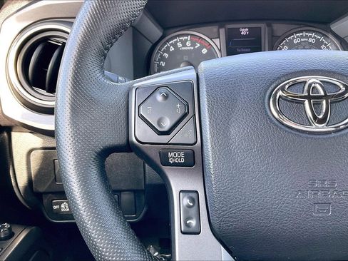 Used 2022 Toyota Tacoma TRD Sport w/ TRD Premium Sport Package image 21