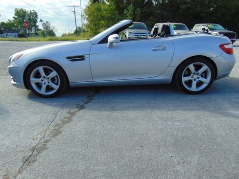 Used 2013 Mercedes-Benz SLK 250 image 5