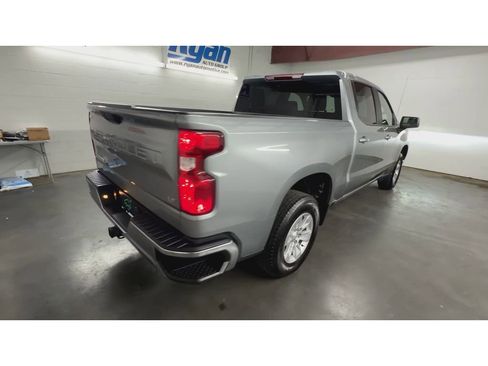 Used 2025 Chevrolet Silverado 1500 LT AWD/4WD image 8
