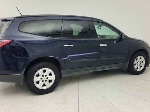 Used 2015 Chevrolet Traverse LS FWD image 10
