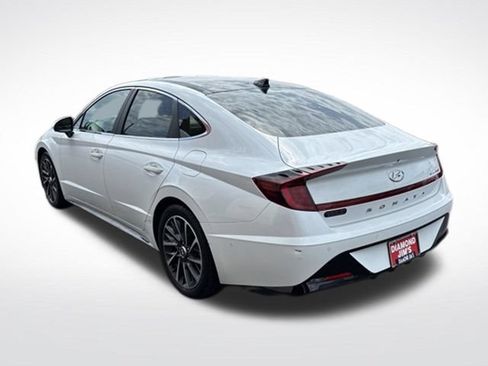 Used 2020 Hyundai Sonata Limited w/ Preferred Accessory Package FWD image 5