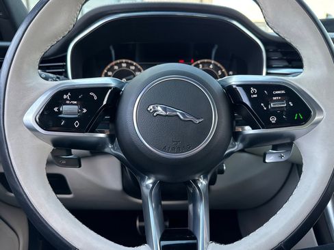 Used 2024 Jaguar XF R-Dynamic SE image 17