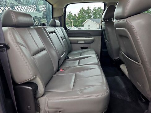 Used 2014 Chevrolet Silverado 3500 W/T w/ Skid Plate Package image 26