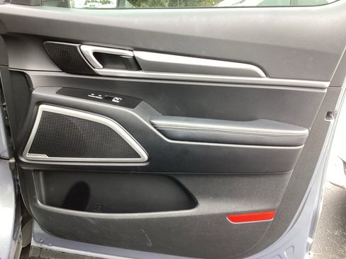 Used 2022 Kia Telluride S image 24